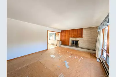 5180 Sound Avenue, Mattituck, NY 11952 - Photo 5