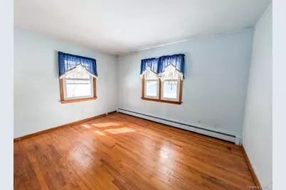 5180 Sound Avenue, Mattituck, NY 11952 - Photo 9