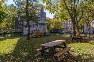 5525 31st Ave, Woodside, NY 11377 - Photo 27