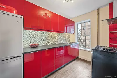 5525 31st Avenue #3L, Woodside, NY 11377 - Photo 7