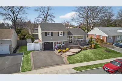 57 Richfield Street, Plainview, NY 11803 - Photo 5