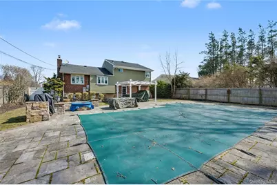 57 Richfield Street, Plainview, NY 11803 - Photo 37