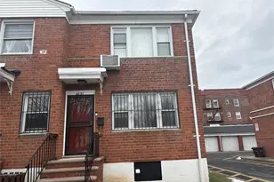 68-37 138th St, Flushing, NY 11367 - Photo 17