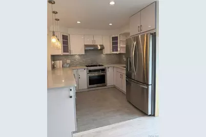 32 Montana Court, Syosset, NY 11791 - Photo 15