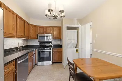 11 Balsam Court #11, Wantagh, NY 11793 - Photo 3