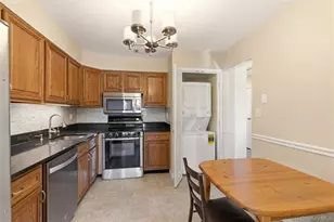 11 Balsam Ct, Wantagh, NY 11793 - Photo 3