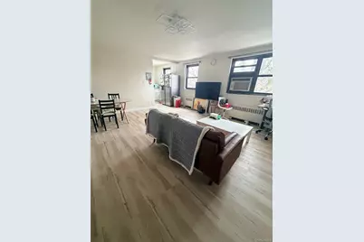 18-06 169 Street #2Fl, Whitestone, NY 11357 - Photo 3