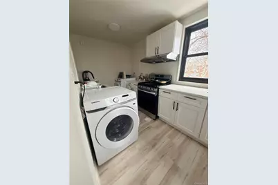 18-06 169 Street #2Fl, Whitestone, NY 11357 - Photo 5