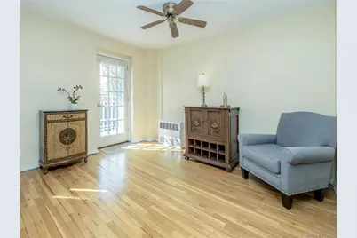 32 Pearsall #2D, Glen Cove, NY 11542 - Photo 11