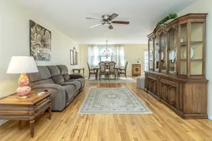 32 Pearsall, Glen Cove, NY 11542 - Photo 5