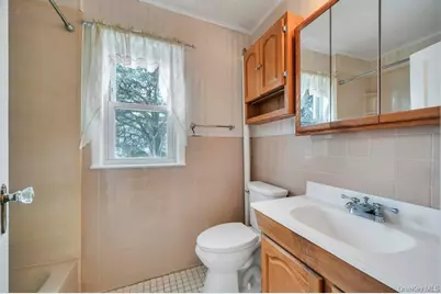 248-24 88th Drive, Bellerose, NY 11426 - Photo 33