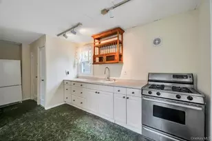 248-24 88th Dr, Bellerose, NY 11426 - Photo 21