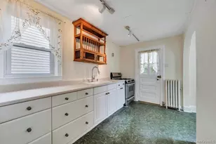 248-24 88th Dr, Bellerose, NY 11426 - Photo 17