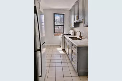 724 E 216th Street #4D, Bronx, NY 10467 - Photo 5