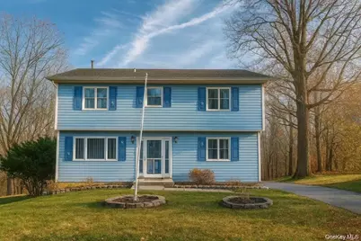 16 Mountain Avenue, Middletown, NY 10940 - Photo 1