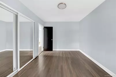 28 Crestmont Avenue, Yonkers, NY 10704 - Photo 5