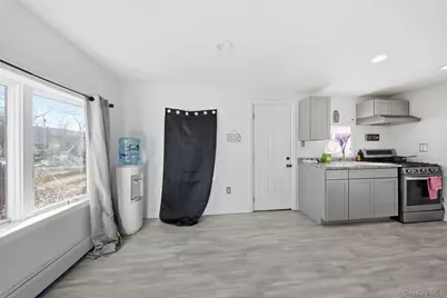 4 Old Road, Cuddebackville, NY 12729 - Photo 7