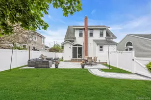 77 Rollstone Ave, West Sayville, NY 11796 - Photo 29