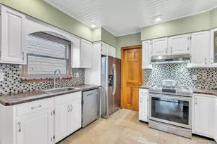 77 Rollstone Ave, West Sayville, NY 11796 - Photo 17