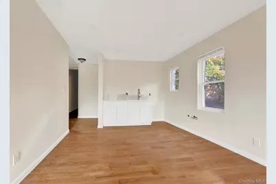 18805 Liberty Avenue, Saint Albans, NY 11412 - Photo 3