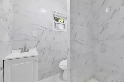 18805 Liberty Avenue, Saint Albans, NY 11412 - Photo 9