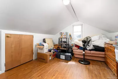 210 10th Street, West Babylon, NY 11704 - Photo 11