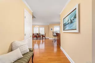 14 Vantage Ct, Port Jefferson, NY 11777 - Photo 15