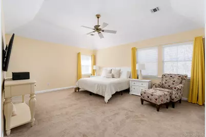 14 Vantage Court, Port Jefferson, NY 11777 - Photo 17