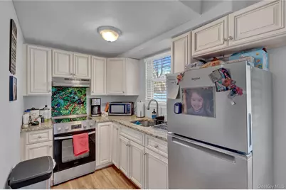 21 Woodside Avenue, Port Jefferson, NY 11777 - Photo 29