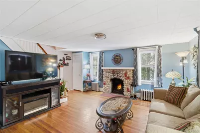 2097 Washington Avenue, Seaford, NY 11783 - Photo 7