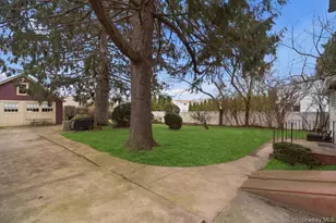 2097 Washington Ave, Seaford, NY 11783 - Photo 25