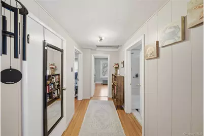 2097 Washington Avenue, Seaford, NY 11783 - Photo 15