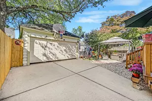 45 24 171st St, Flushing, NY 11358 - Photo 27