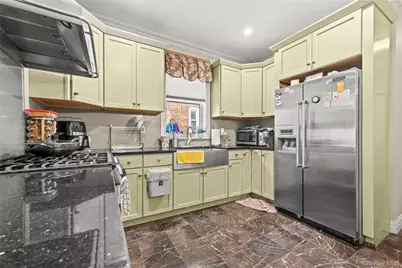 2942 164th Street, Flushing, NY 11358 - Photo 11