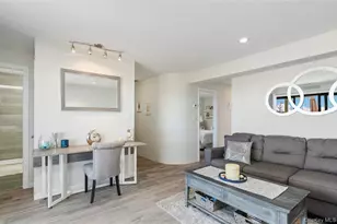 61 W Tiana Rd, Hampton Bays, NY 11946 - Photo 5