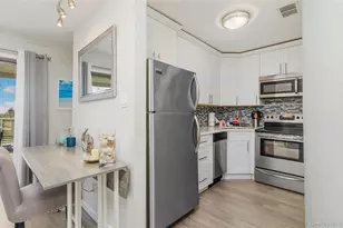 61 W Tiana Rd, Hampton Bays, NY 11946 - Photo 7