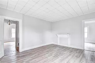 202 Midland Lake Rd, Middletown, NY 10941 - Photo 9