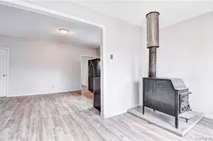 202 Midland Lake Rd, Middletown, NY 10941 - Photo 3