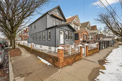 11019 Liverpool Street, Jamaica, NY 11435 - Photo 17