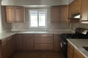 104 Sutton Park Rd, Poughkeepsie, NY 12603 - Photo 5