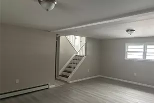 104 Sutton Park Rd, Poughkeepsie, NY 12603 - Photo 13