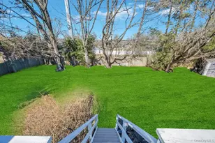 3 Terrace Dr, Hauppauge, NY 11788 - Photo 35