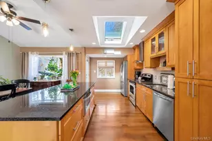 3 Terrace Dr, Hauppauge, NY 11788 - Photo 9