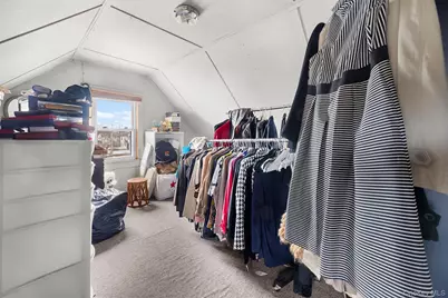 217 Bennett Avenue, Hempstead, NY 11550 - Photo 33