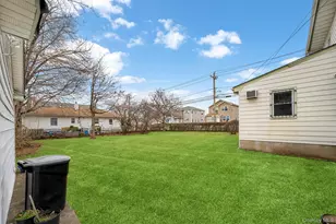 217 Bennett Ave, Hempstead, NY 11550 - Photo 39