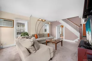 217 Bennett Ave, Hempstead, NY 11550 - Photo 3