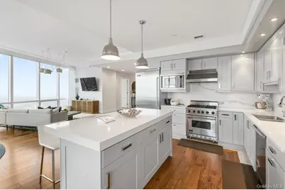 5 Renaissance Square #PH5E (36fl), White Plains, NY 10601 - Photo 11