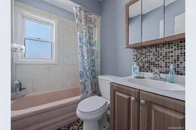 206 Hunnewell Avenue, Elmont, NY 11003 - Photo 13