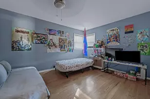 206 Hunnewell Ave, Elmont, NY 11003 - Photo 11