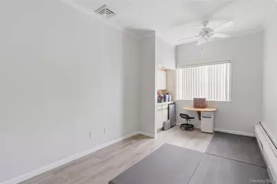 9 Lyons Avenue, Farmingdale, NY 11735 - Photo 17